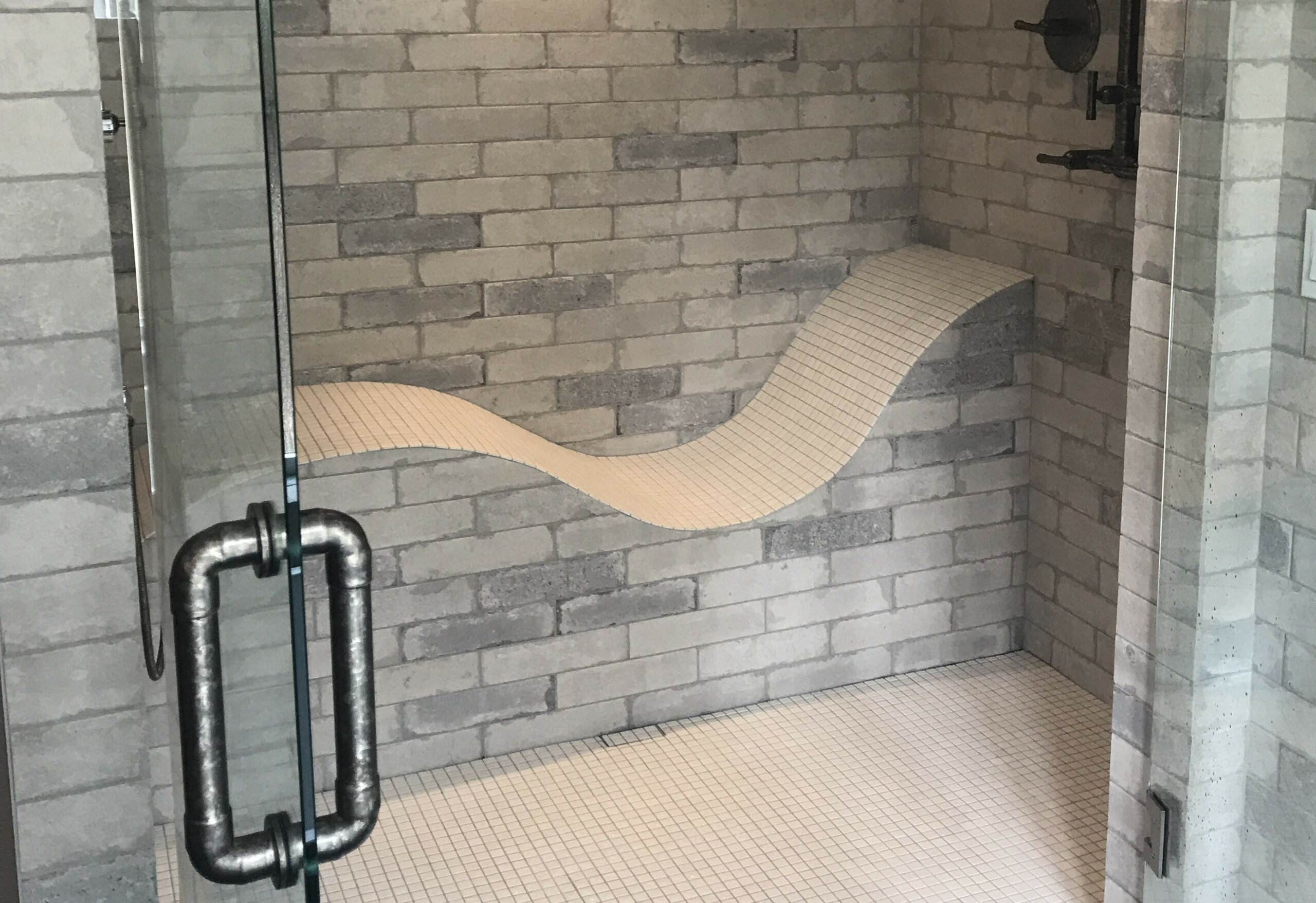 シャワーベンチ